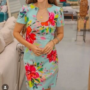 Trina Turk Floral Hibiscus Shift Dress Blue Pink Summer Size 8